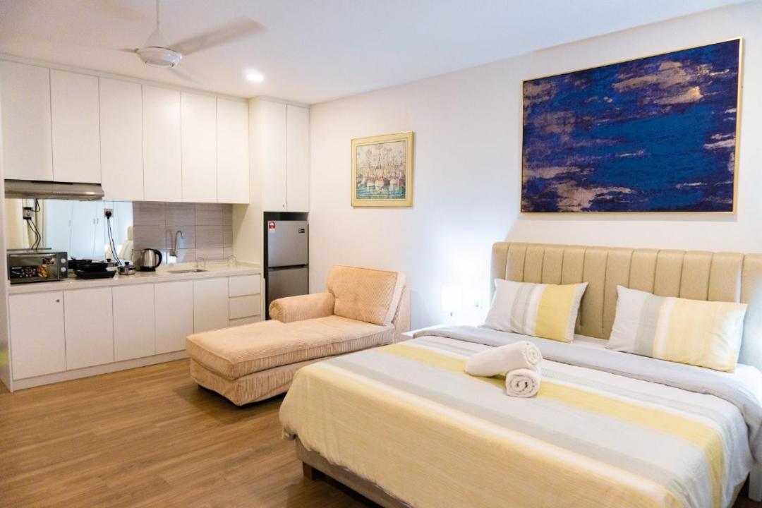Apple Home 2 At Menara Simfoni, King Size Bed, Cheras, Nexflix, Wifi, Parking Seri Kembangan Extérieur photo