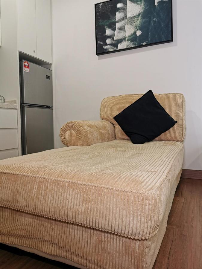 Apple Home 2 At Menara Simfoni, King Size Bed, Cheras, Nexflix, Wifi, Parking Seri Kembangan Extérieur photo